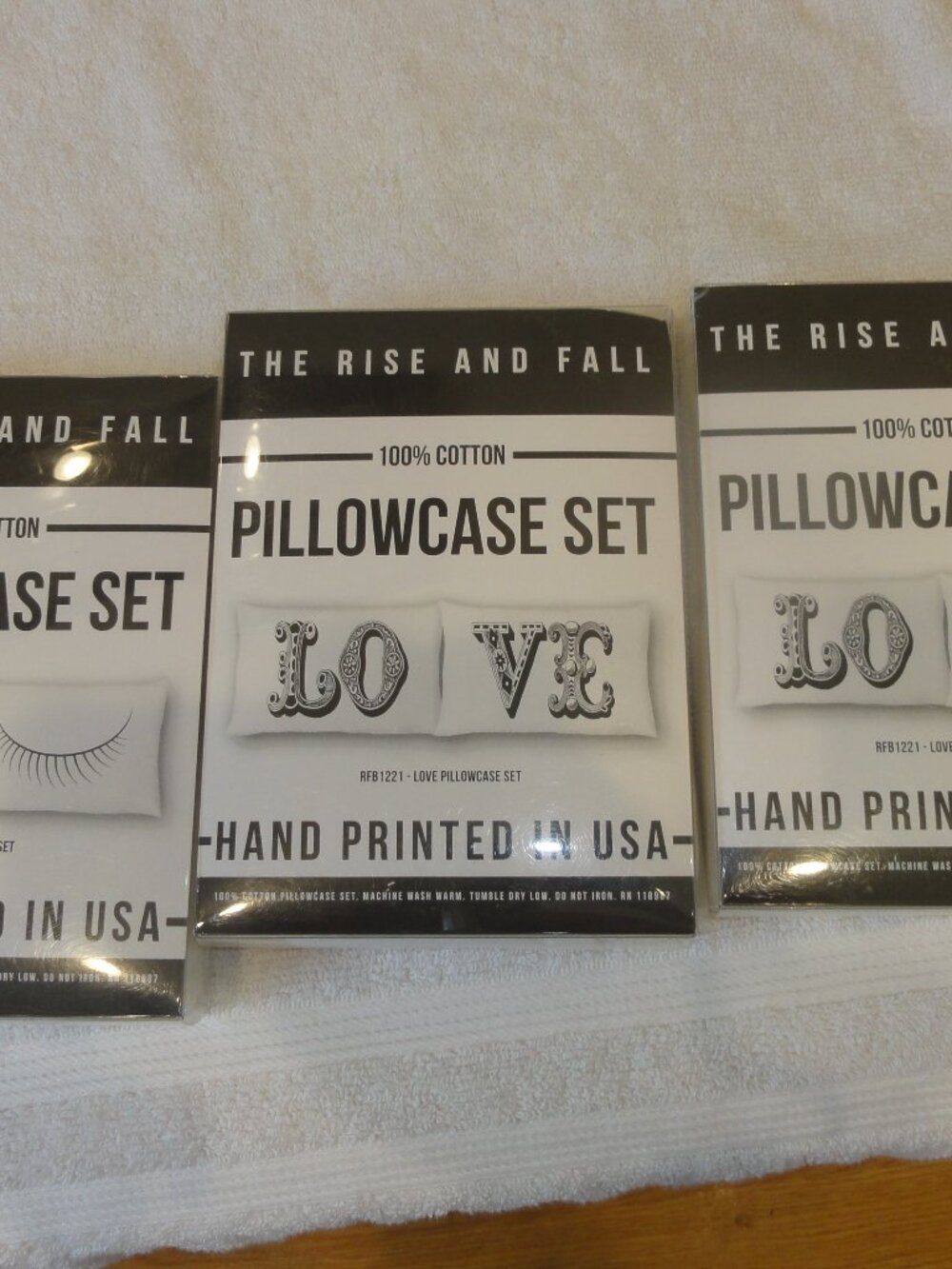 The Rise and Fall 100% Cotton Pillowcase Set RFB1327 NEW WITHOUT TAGS!